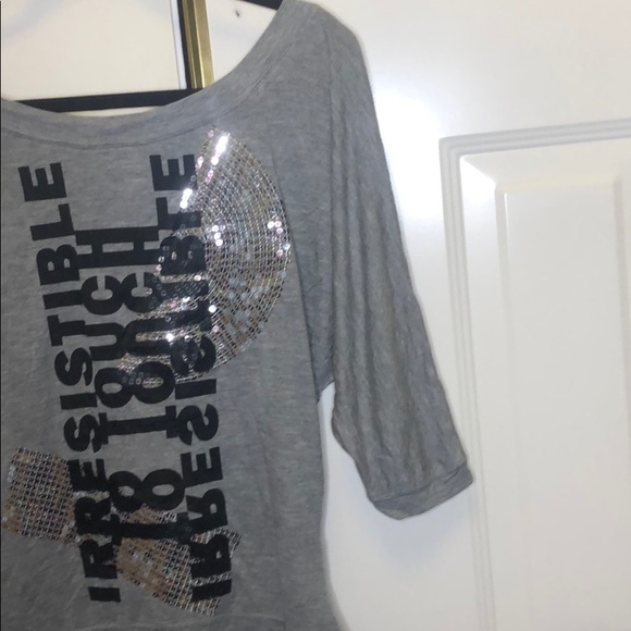Zara Grey Sparkly With Black text 3/4 sleeve Top - Picture 4 of 6